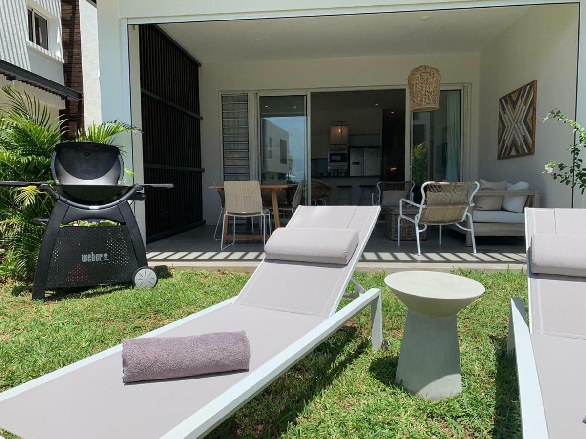 Obiches Luxury Beachfront Apartment Trou-Aux-Biches Exteriér fotografie