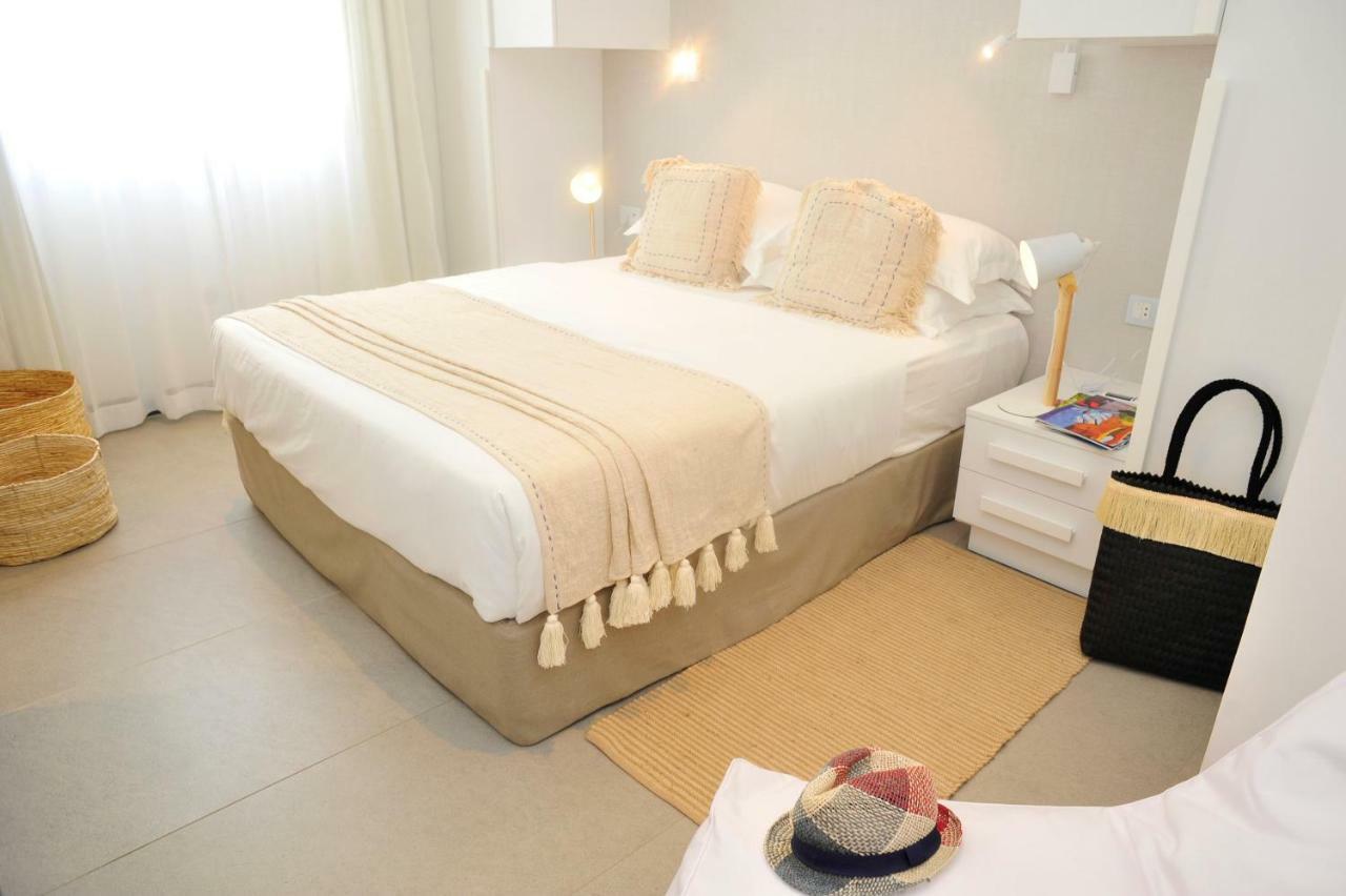 Obiches Luxury Beachfront Apartment Trou-Aux-Biches Exteriér fotografie