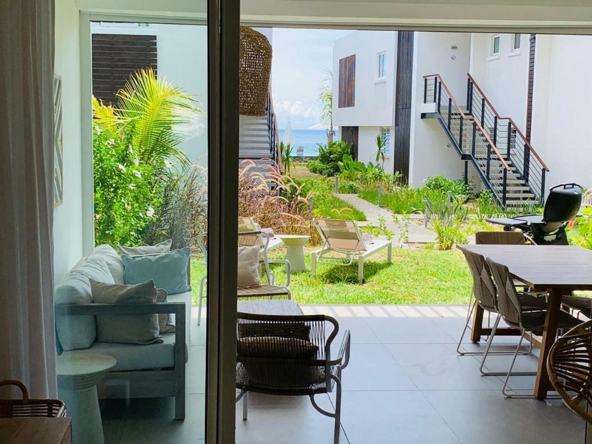 Obiches Luxury Beachfront Apartment Trou-Aux-Biches Exteriér fotografie